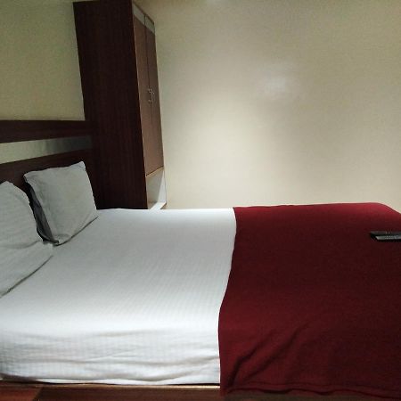 Hotel Adarsh Residency Tirupati Buitenkant foto