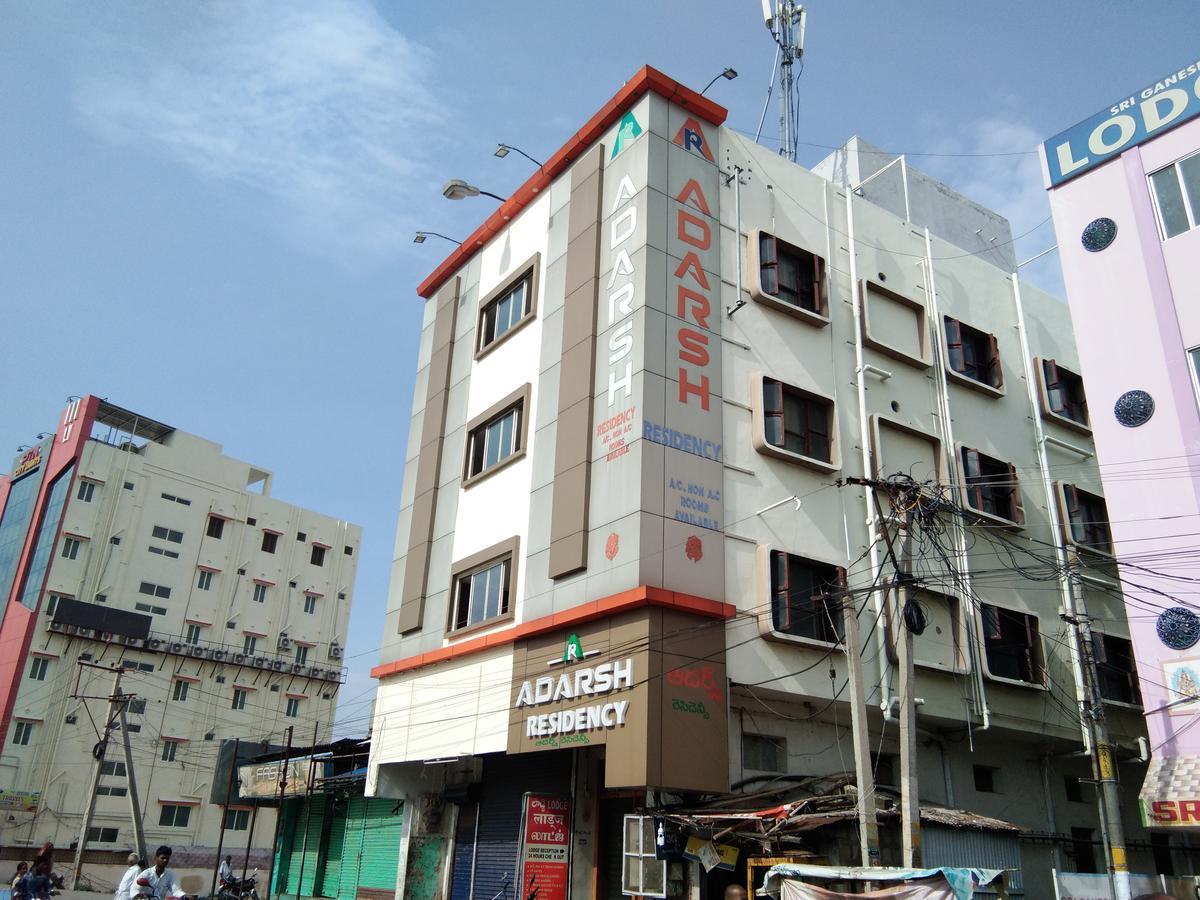 Hotel Adarsh Residency Tirupati Buitenkant foto
