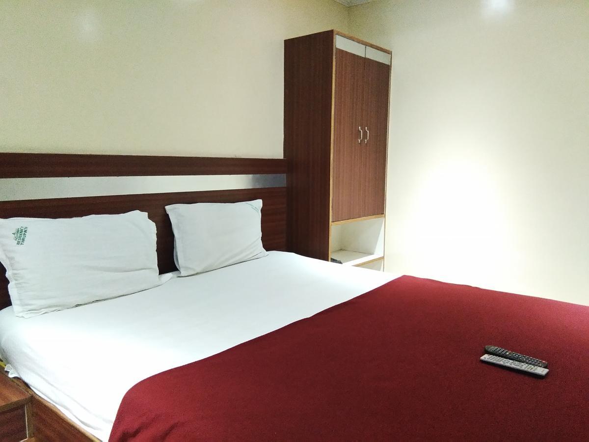 Hotel Adarsh Residency Tirupati Buitenkant foto